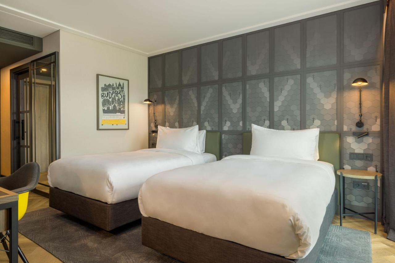 Four Points By Sheraton Budapest Danube Esterno foto