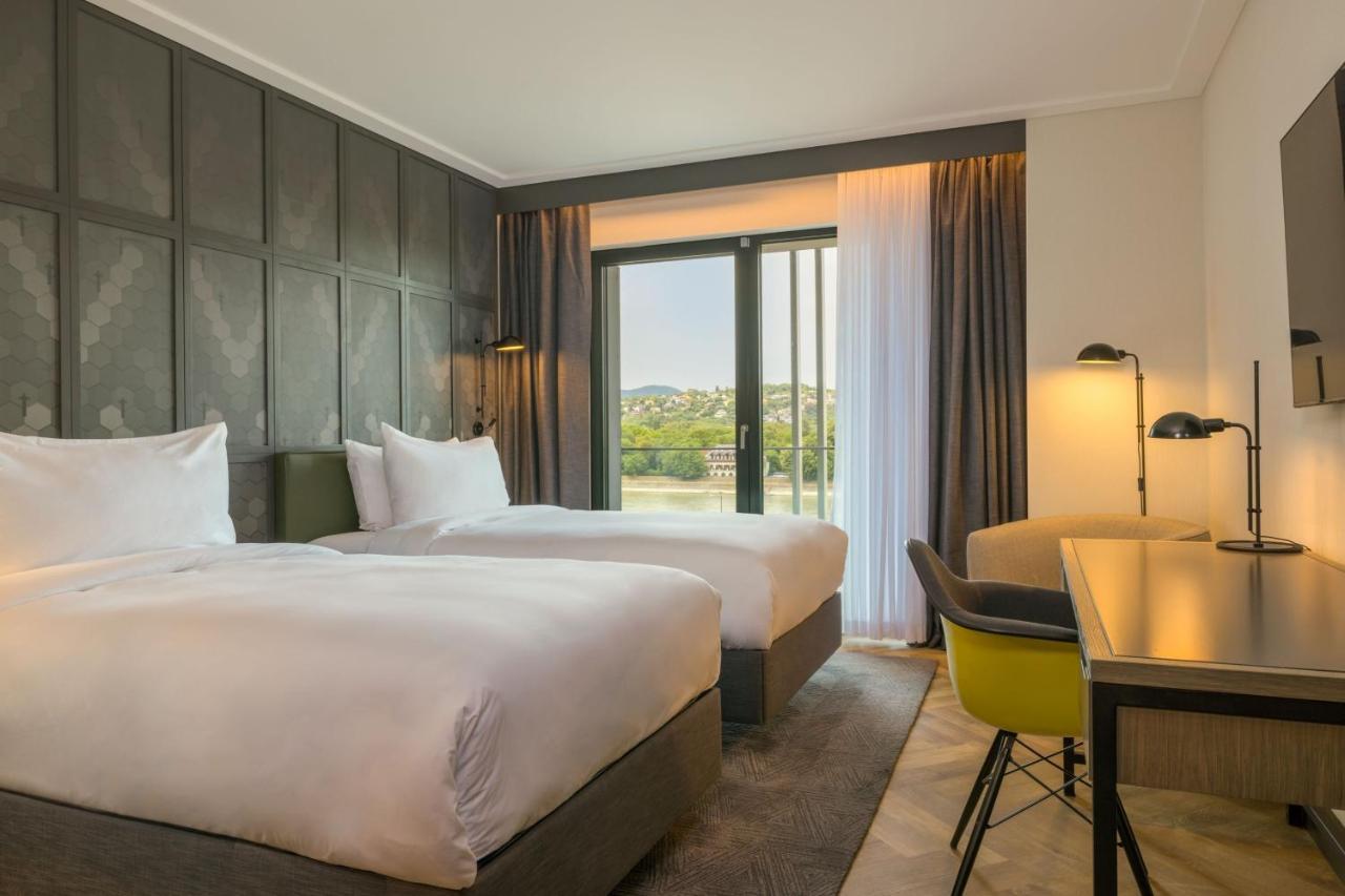 Four Points By Sheraton Budapest Danube Esterno foto